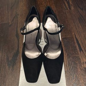 Nine West black suede heels